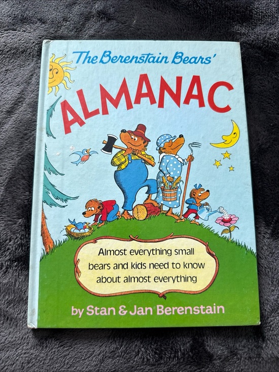Other - Vintage The Berenstain Bears' Almanac - Light Blue Hardcover 1973 print